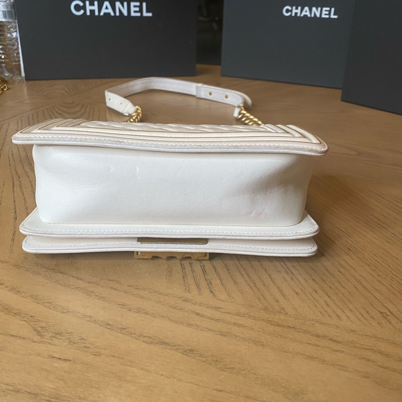 ❤️ Authentic Chanel Limited Edition Top Handle - Picture 9 of 15